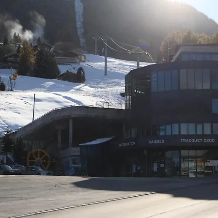4 Valleys- Charming 6 People 150m From The Gondolas Apartment